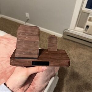 Wireless Charging Station